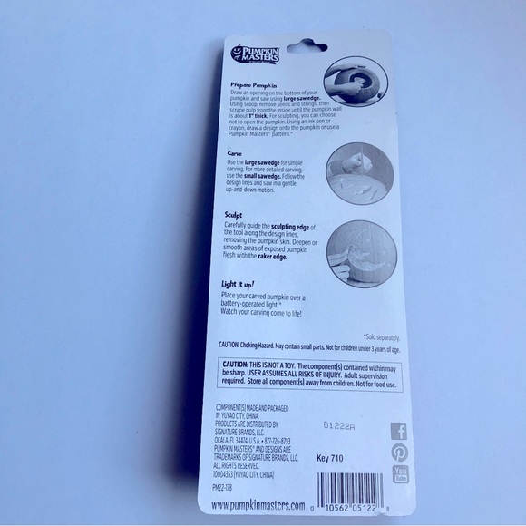 3/$15 NEW PUMPKIN MASTERS 4-in-1 Tool & Scraper Scoop™ Age 8 & up - Picture 4 of 15